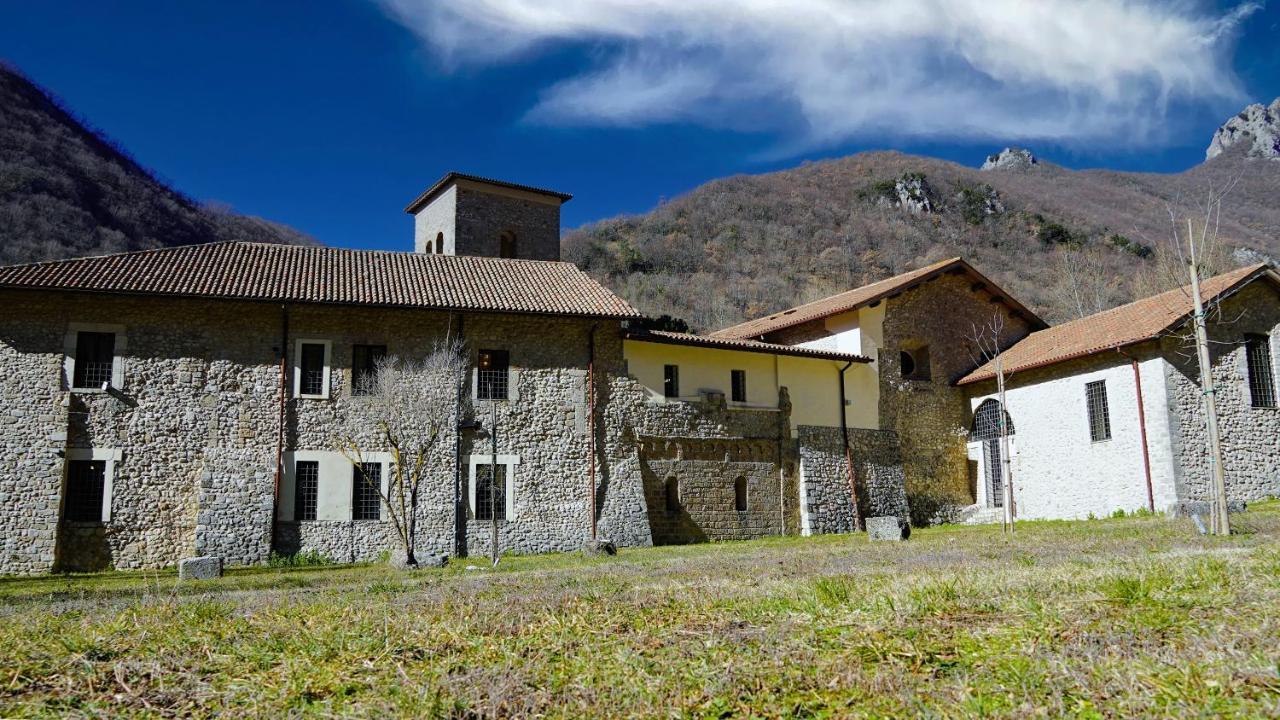 Abbazia Ss. Quirico E Giulitta Hotel Micigliano Exterior photo